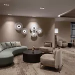 Marriott Executive Tema World