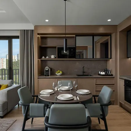 ホテル Marriott Executive Tema World *